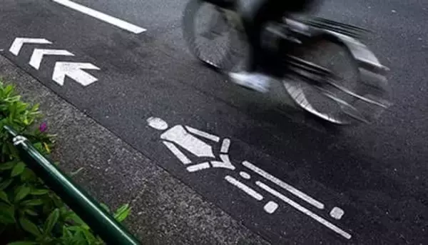 ドラレコ販売が4月に入り急増、自転車の青切符導入で【道越一郎のカットエッジ】