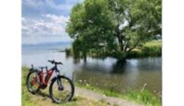 猪苗代観光協会、「いなチャリ」と電動キックボードの2026年度営業、前倒しでスタート