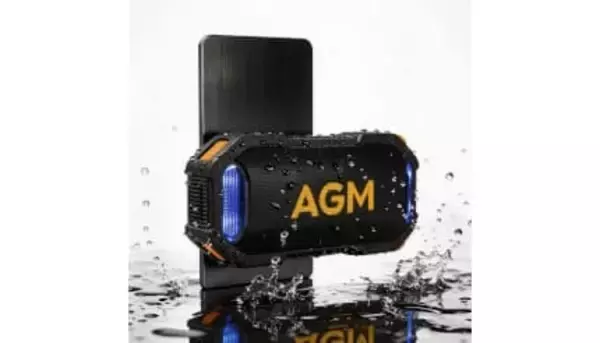 アウトドアの常識が変わる！ 磁石で貼り付く防水スピーカー「AGM MagROCK」