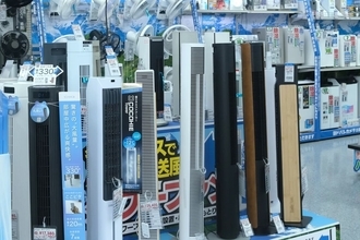 扇風機との違いって？──タワーファンの人気商品やトレンドを家電量販店で聞いてみた