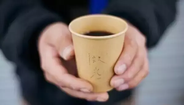 京都中央市場の中にぽつり。早朝のコーヒースタンド