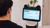 「受付から会計まで全自動、AI案内ロボット「ATOI-PLUS」でクリニックDXが加速」の画像1