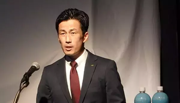 ビックカメラ、秋保徹新社長の初日の任務　宅配水サービス「puhha」事業を発表