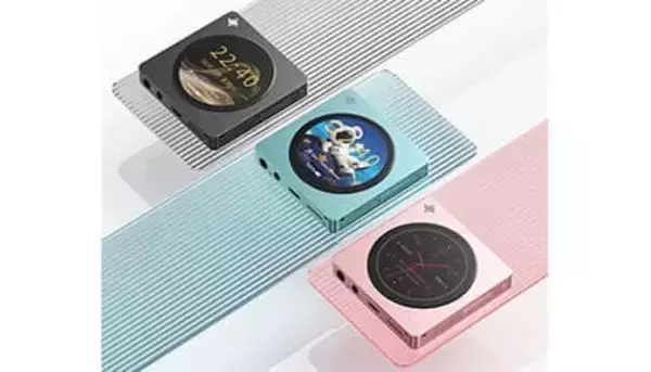 CDみたいな円形スクリーン 手のひらサイズのデジタルオーディオプレーヤーが上陸