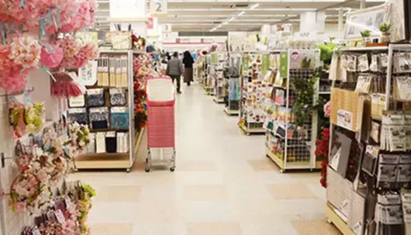 100円ショップでそろう！ 新生活のおすすめ便利グッズ