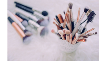 ついにここまで来た！　完成度の高すぎる「老けメイク」に視聴者もビックリ