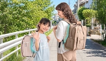 背中が涼しい！ リュックの蒸れ対策に新提案　大人も使える冷感パッドLサイズ