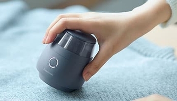 セーターが活躍するこれからの季節に パナソニックの毛玉クリーナーがリバイバル発売