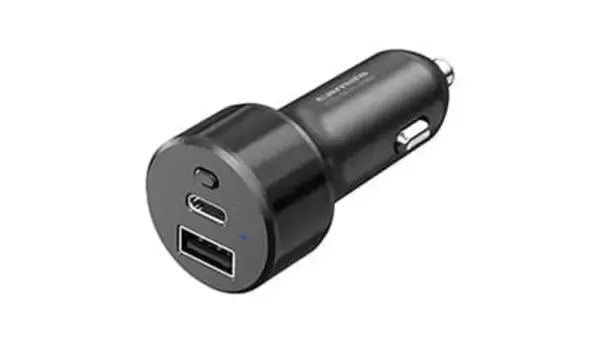 「車をどこに停めたか分からない」を解決！ iPhoneの「探す」に対応した位置が分かるカーチャージャー