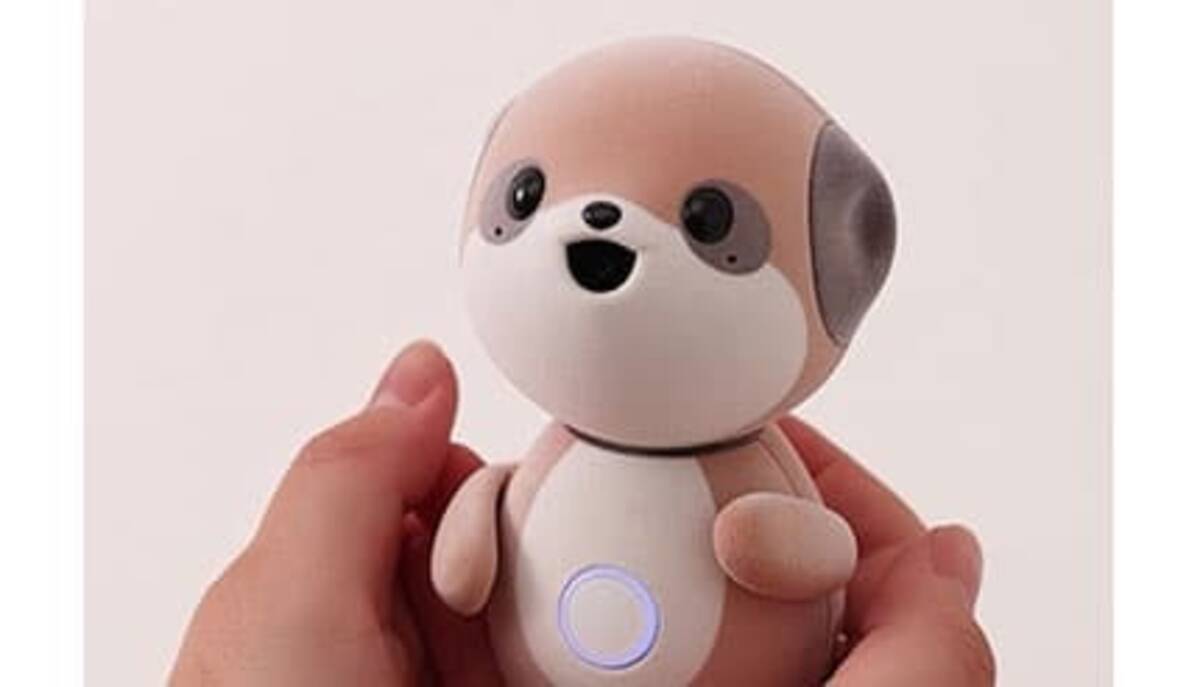 一人ひとりに寄り添い対話するパートナー シャープのAIロボット「ポケ 