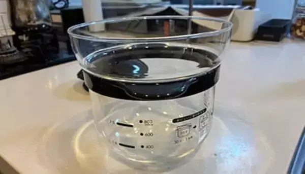 レンジで10分、0.5合からふっくら　HARIO「ガラスのレンジご飯釜」を使ってみた