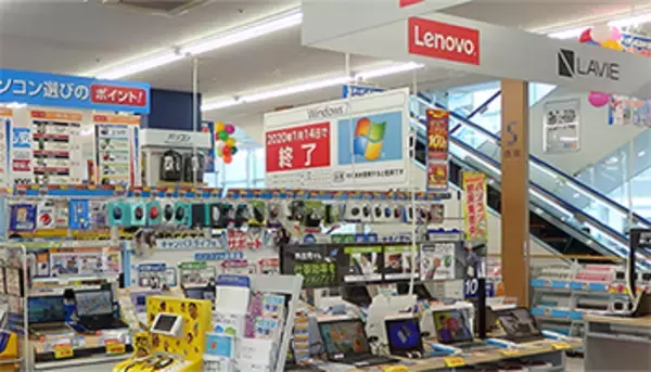 ノートPC市場回復の裏に、マイクロソフトの小売り支援テクノロジーあり