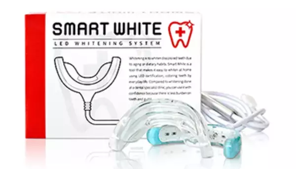 スマホを使って歯をホワイトニングする「SMART WHITE ＋」、ロフトで先行販売