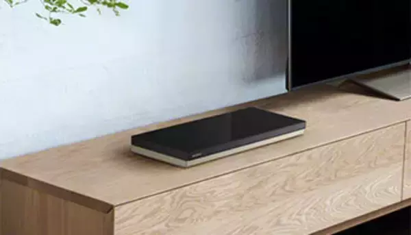 外出先からでもスマホで簡単予約できるBDレコーダー！　今売れている製品TOP10は？