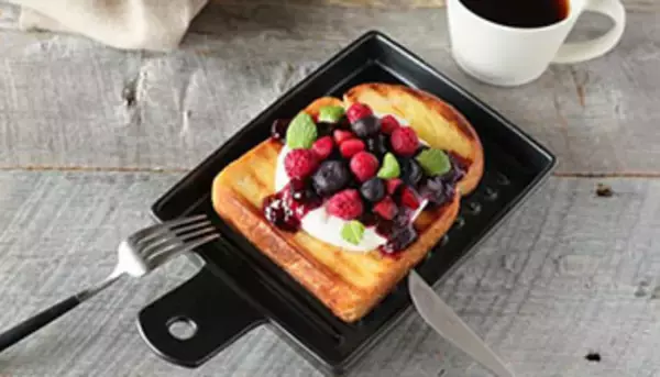 アウトドアでも使える「半生パン焼き陶板」、外側サクッと内側ふわっと