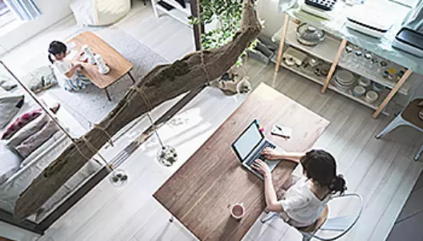 「ホームルータ」の拡大に危機感!?　NTTによるドコモ完全子会社化の裏を読む