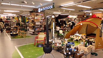 ビックアウトドア 立川店、「ソロキャンプ」や「デイキャンプ」、ファミリーまで楽しめる売り場