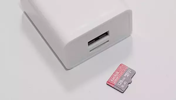 充電しながらiPhoneをバックアップ！　新スタイルの充電器「iPower」を試す