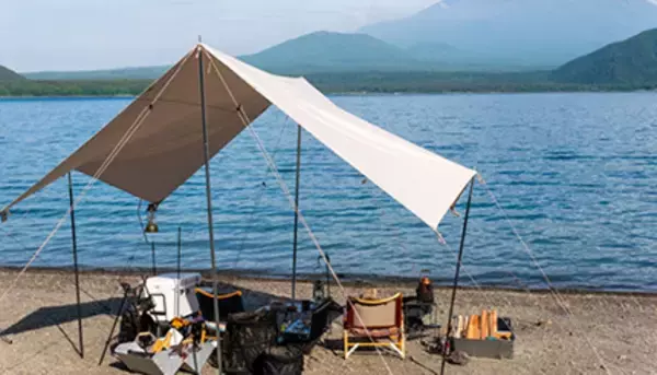 「雨や日差しを避けて快適なキャンプを！ タープの種類と選び方について」の画像