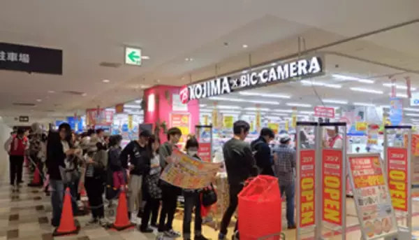 「都市×地域密着」の「コジマ×ビックカメラ 西友二俣川店」がオープン