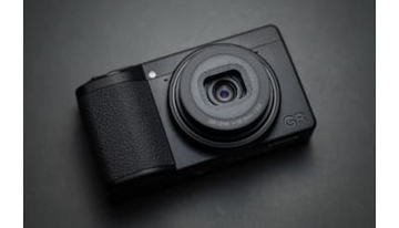 モノクロ表現を最大限楽しめる リコーのモノクロ特化コンデジ「GR IV Monochrome」