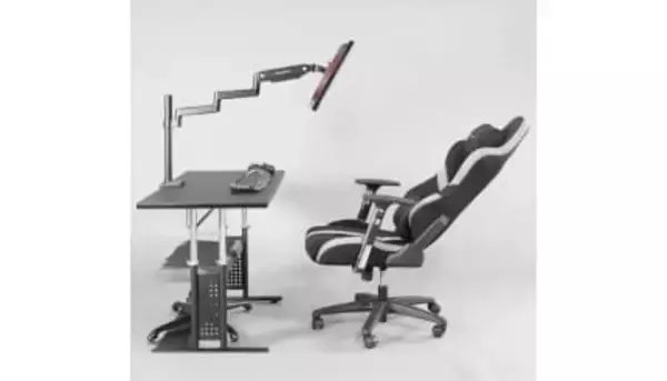 寝姿勢でもマルチ画面！ Bauhutteのロングモニターアームが生活を変える