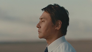 freeeが創刊する新雑誌「起業時代」、芸人ヒロシさん出演のテレビCMがオンエア