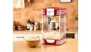 気分は映画館の売店 レトロデザインのポップコーンメーカー 簡単操作で手間いらずなのも魅力