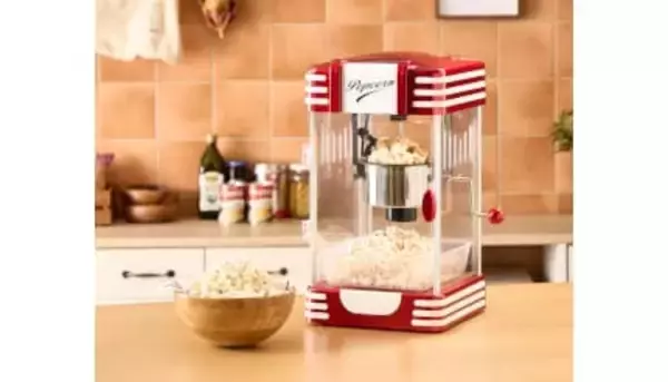 気分は映画館の売店 レトロデザインのポップコーンメーカー 簡単操作で手間いらずなのも魅力