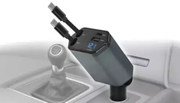 車内の充電コード問題を一発解決！ ごちゃつくインパネ周りで悩まない「4in1巻き取り式カーチャージャー」