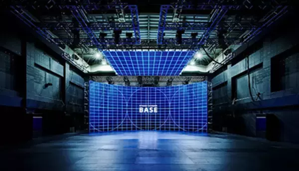 ソニーPCL、巨大な高画質LEDディスプレイを局面状に配置した「清澄白河BASE」開設