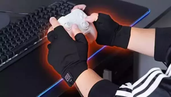 冬の作業やテレワークでも活躍 USB給電式ヒーター搭載のあったか手袋 サンコーの「ゲーミングてぽっか」