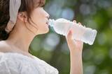 「夏は代謝バランスが崩れやすい。“水分補給”が代謝異常につながる可能性」の画像1