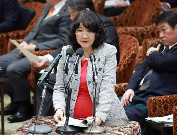 予算委員会中に高市内閣の閣僚3人がWBC観戦！「サボって野球を見に行く」怒り噴出