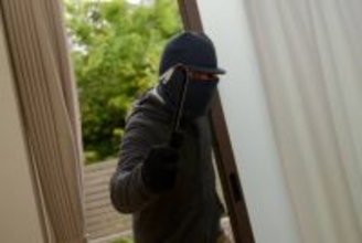 【年末年始警戒】あえて在宅時を狙って、居住者を暴行…荒っぽい“トクリュウ型強盗”家を守る術を防犯専門家が解説