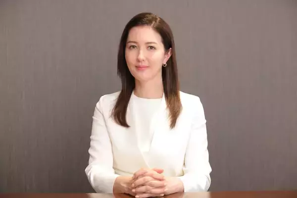 【山本モナ】なぜ弁護士を目指し、どうやって司法試験を突破したのか？   結婚・三児の母が編み出した必勝勉強法