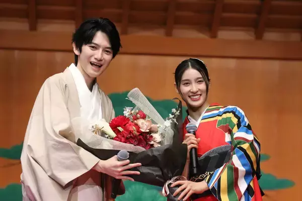 土屋太鳳＆本郷奏多「闇落ちとわけありは得意分野」新作ゲームで9年ぶり共演