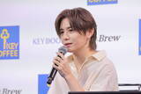 「山田涼介、自然光の中で朝のルーティンを披露「普段はもっと寝癖ついてますけどね（笑）」」の画像2