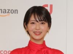 「食あたりかましてしまいまして…」浜辺美波が新年早々の悲劇を告白し、ファンからエール続々