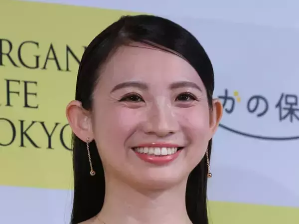 「白本彩奈＆廣田なおが「ベストオブヨギ」アワード受賞！日本のヨガ女子の顔役に」の画像