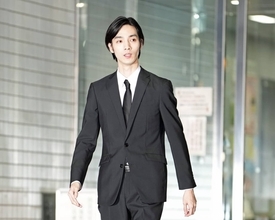 麻薬取締法違反容疑の俳優・清水尋也被告に拘禁刑1年を求刑！初公判で起訴事実認める