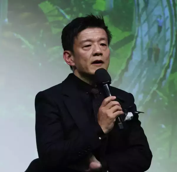 「「狂人と凡人の間を狙え」――“森岡マーケティング帝国”が作り出す洗脳型エンタメ国家計画【林直人】」の画像