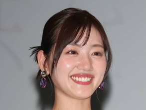 佐々⽊美玲、イベントでタバコを一服？誘い込んだ和⽥雅成「今の咳で⾟いものは全部、出ました」