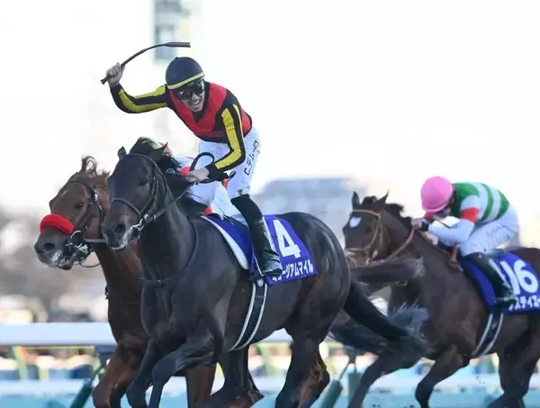 70周年有馬記念は皐月賞馬ミュージアムマイルが勝利。C・デムーロ、昨年のリベンジを果たす