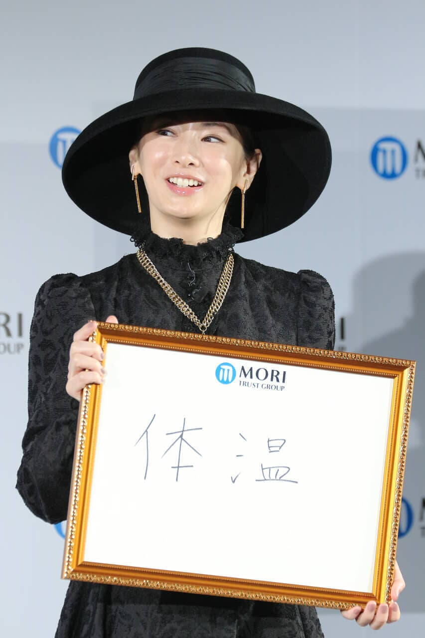 北川景子、魔性の“貴婦人コーデ”に会場騒然！「夫はそれに嫉妬する」
