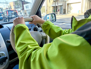花粉症による運転への影響に警鐘　英国で「事故の危険を感じた」ドライバー約53万5000人