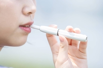 電子タバコにも紙タバコと同等の健康被害。若者の運動能力が15％低下