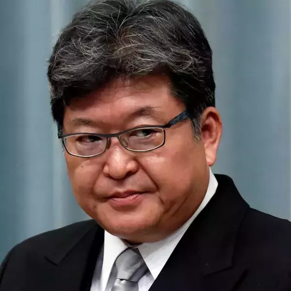 「統一教会と裏金の講座でしょうか？」萩生田光一が新人研修に登壇も、Xで鬼ツッコミ浴びる