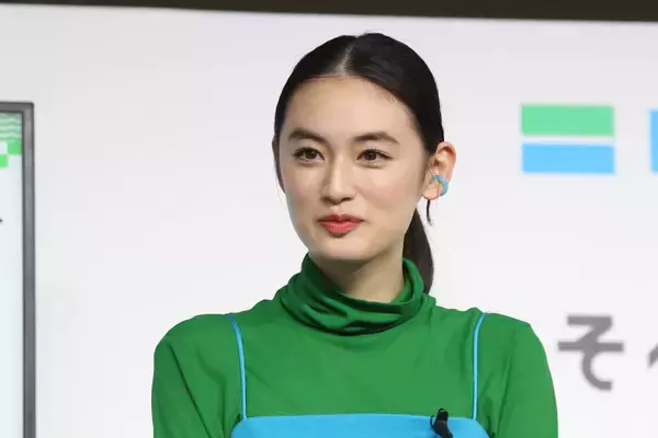 「こすり続けて20年。松平健「マツケンサンバ」で今年も沸かす。ファミマ「あそべるコンビニ」イベントで大暴れ」の画像