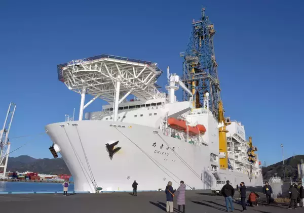 「南鳥島海底のレアアース採掘に成功」は喜べるニュースなのか？実態経済で使うには高いハードル